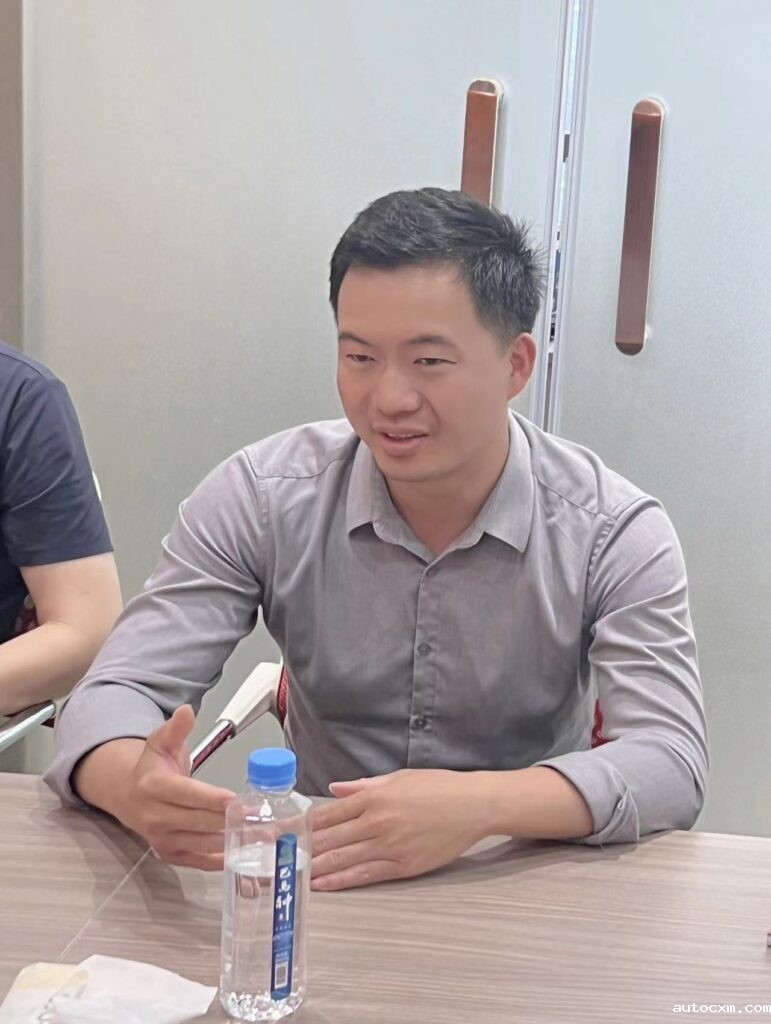 广州市越秀区工商联及商协会莅临18luck全站客户端座谈交流